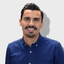 Simon Vidal's Instagram, Twitter & Facebook