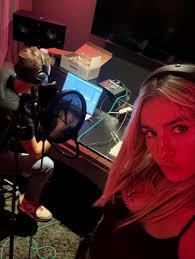 Peach Martine (@peachmartine) • Instagram photos and videos