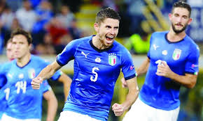 تشكيلة منتخب ايطاليا 2002 لولا الظلم التحكيمي امام كوريا ولا كان المنتخب يحقق كاس العالم بهذي الكوكبه من النجوم.pic.twitter.com/isvinuv27n. ØªØ§Ø±ÙŠØ® Ø¥ÙŠØ·Ø§Ù„ÙŠØ§ ÙÙŠ Ù…ÙˆØ§Ø¬Ù‡Ø© ØµÙ„Ø§Ø¨Ø© ØªØ±ÙƒÙŠØ§