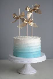 Ombre Cake Fur Isabelle Geburtstagstorte Geburtstag Torte Junge Babyparty Torte