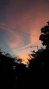  Untuk Para Pencari Senja Pemandangan Latar Belakang Langit