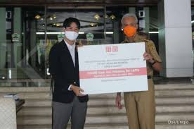 G135 & f136, one utama shopping centre, 1, lebuh bandar utama, bandar utama damansara, 47800. Pt Fast Retailing Indonesia Donasikan 1 6 Juta Apd Melalui Pemerintah Daerah