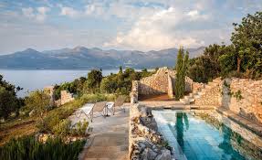 Villa San Spirito Croatia By Steven Harris Architects Llp Maison En Pierre Terrasse Jardin Amenagement Exterieur