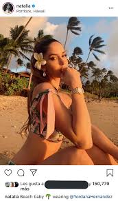 I didn't have an exact situation on my mind when i wrote the song, maluma tells people. Luis Gavi On Twitter Para Los Que Dudan Aqui Estan Las Pruebas Claro Que Maluma Escribio Hawai Para Su Ex Natalia Actual Novia De Neymar Abrimos Hilo Https T Co Ehmu5gin8z