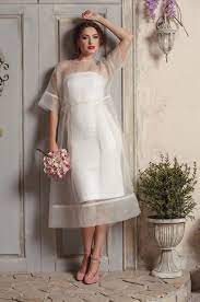 Pin By B Bermudez On Noir Et Blanc Modern Wedding Dress Dresses Fashion Dresses