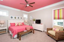 Pink Master Bedrooms Ideas Here are several great ways to decorate with pink, including in the master bedroom.
