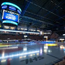 Mother and her boy pay their respects in front of flowers and candles outside the swedish kinnarps arena, the hv71 ice hockey team home arena, in. Shl Klubbens Ovantade Beslut Klassiska Arenan Byter Namn Efter 20 Ar Nu Blir Det Forandring