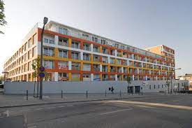 Ausländische studierende, die sich für ein zimmer in einem. Wohnung Regensburg Galgenberg Galgenbergstrasse 12 Studenten Wohnung De