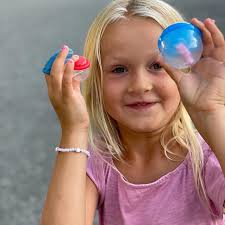 Ice cream & vending machines. • #theschiffers @megannschiffer