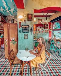 Jennifer Tuffen On Instagram Waiting For My Food Like Ps Can You Spot The Kitty On The Other Table There Were Cats Everyw Colorful Cafe Istanbul Kitty