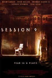 Like the movie, you're not sure what to expect. 15 Outstanding Horror Movie Posters From 2000 2010 Comingsoon Net