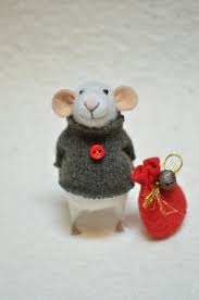 Christmas Mouse Needle Felted Ornament Animal Felting Dreams Etsy Needle Felted Christmas Felt Ornaments Needle Felted Ornaments
