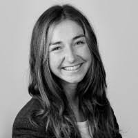 Laura Schiefer's Instagram, Twitter & Facebook