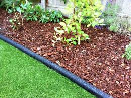 Costco in foster city, ca (1001 metro center blvd.) (price and availability may vary per costco location) your backyard just got better with ecotrend flexible rubber garden borders. Rubber Border Edging For Lawns Beds Play Areas Flexible Strong Playbark Com