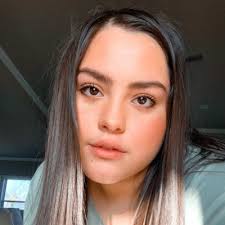 chloe austin (@chloe_austinn)