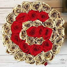 Einfach Traumhaft Findet Ihr Nicht Markiert Eure Liebsten Mit G Theroyalrosesgermany Rosebox Infinity Georgeou Rosen Box Blumen Buchstaben Blumentapete