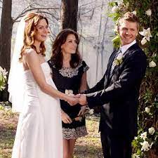 One Tree Hill Scoop Hilarie Burton Reveals Why Her Character Won T Be There In The Very End One Tree Hill Tv Weddings One Tree