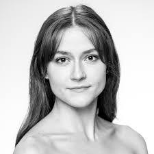 Amy Bainbridge's Instagram, Twitter & Facebook