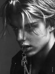 Versace — Daniel van der Deen