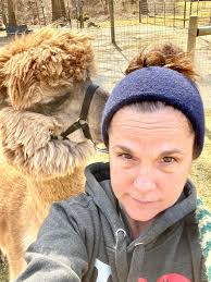 Alpaca farm sponsors ring sale event