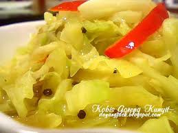 Masak sehingga kubis dan sawi layu. Dapurku Sayang Kobis Goreng Kunyit