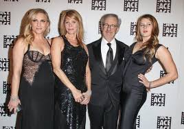 31, born 14 may 1990. Pix For Sasha Spielberg Jessica Capshaw Jessica Capshaw Sasha Spielberg Kate Capshaw