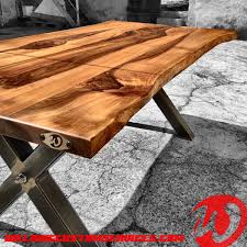 Table De Salle A Manger Acier Et Bois Massif Table Bois Et Fer Salle A Manger Bois Table Salle A Manger