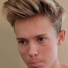 Tanner Fox (@TannerFoxNews)