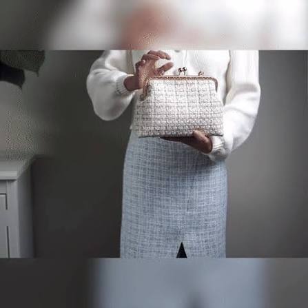 DIY Metal Clasp Frame Purse Bag-Includes Tutorial + Template