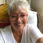 Dodie Bartee's Instagram, Twitter & Facebook