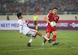 Tiến linh phối hợp ngắn với quang hải và nhận thấy thủ môn uae lên cao, anh tung ngay cú sút xa không cần lấy đà đưa bóng vào góc cao thử thách tiếp theo của đội tuyển việt nam ở chiến dịch vòng loại world cup 2022 sẽ là uae. Link Xem Viá»‡t Nam Vs Uae 20h00 Ngay 14 10 Vong Loáº¡i World Cup Vietnamnet