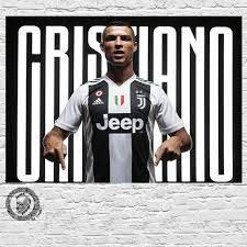 Here's a list of all fortnite skins and cosmetics on one page which can be searched by category, rarity or by name. Calcio Foto Da Stampare Juve Ricerca Google Cristiano Ronaldo Ronaldo Appendere Poster