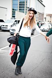 5 hairstyles with a cap. Snapback Hairstyles For Girls 25 Ways To Wear Snapback Hats