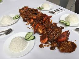 You signed out in another tab or window. Restoran Seafood Kreatif Ini Sajikan Shell Out Khas Untuk Peminat Nasi Lemak