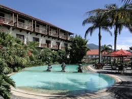 Apalagi saat ini telah tersedia banyak variasi villa di bogor dengan fasilitas yang tidak kalah lengkap dibandingkan dengan hotel. Hotel Murah Di Bogor Yang Ada Kolam Renangnya Paket Tour Murah Bayar Cash Atau Cicilan Bersamawisata