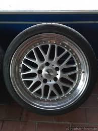Ich hab noch welche rial montreal race die ich verkaufen werde, sind 8,5 x 18 und 9,5 x 18 mit 225 er und ha 255 er reifen, aber hab jetzt schwarze felgen geholt. Z3 Roadster Forum De Rial Daytona Race Felgensatz Incl Reifen 8 5 X18 Et40 28253 Borse Biete Tausche
