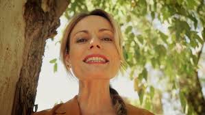 Tràiler setmana 4: En Watson feliç per l'alliberament, contacta amb la  Mildred i amb el Tintin