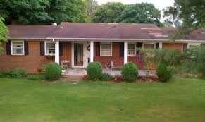 Holiday home is located in 170 m from the centre. Brick Ranch Homes Metal Roofs House Plans 107221