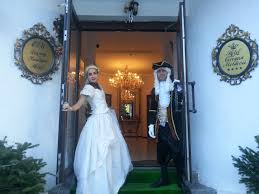 208 ülkede, 20.000'den fazla destinasyonda 250.000 otel ve 750 havayolu ile çalışıyoruz. Hotel Coroana Moldovei Slanic Moldova Romania