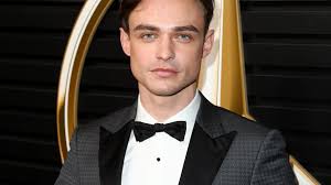 Dove Cameron spricht nun über Trennung von Thomas Doherty