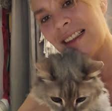 Which is better, Carnival Magic or Carnival Horizon?