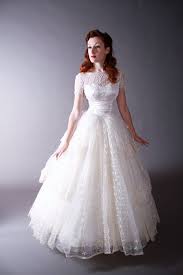 Vintage ball gown wedding dresses. Vintage 1950s Wedding Gown Amazing Tiered Pale Ivory Etsy Wedding Dresses Vintage Wedding Gowns Wedding Dresses