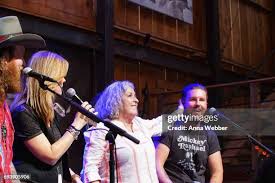 25 Tricia Lodge Photos & High Res Pictures