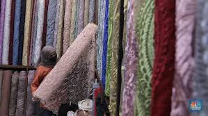 Yaitu dimana penjual dan pembeli saling bertemu. Seram Tekstil China Hasil Limbah Beracun Nyelonong Masuk Ri