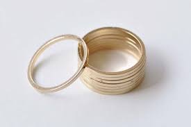 As a reputable auction house, we market your items to a national network of thousands of buyers ready to buy your consignments. Champagne Gold Is Yellow And Rose Mixed Has Anyone Got A Ring