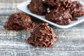 Easy Peasy Chocolate Coconut Macaroons Recipe Chocolate Coconut Macaroons Coconut Macaroons Coconut Macaroons Recipe