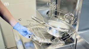 Hygienevorschriften als richtlinie zu verinnerlichen, dient aber nicht nur den mitarbeitern in einem betrieb. Steckbecken Hygienisch Rein Fur Hygiene Im Pflegeheim