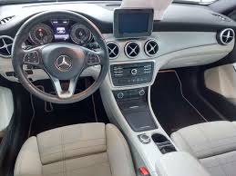 Resultado De Imagem Para Interior Branco Mercedes Gla 200 Carros