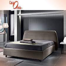Piccola camera matrimoniale con finestra. Letto Contenitore Matrimoniale Nicholas Casaomnia