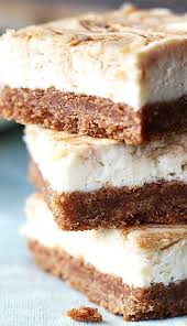 Cinnamon Roll Cheesecake Bars Mmmmmmm Will Be Making These Next Weekend Savoury Cake Cinnamon Roll Cheesecake Cheesecake Recipes